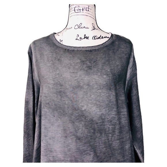 Kiyo Ruffle Blouse - Picture 2 of 10